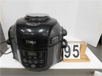 Ninja Air Fryer (Powers On)