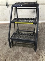 BALLYMORE ROLLING 3 STEP LADDER