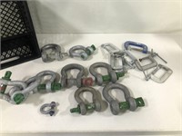 9 VARIOUS SIZED CLEVASS AND 6 "C" CLAMPS