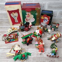 E1) CHRISTMAS ORNAMENT LOT