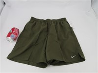 Nike , culotte courte neuve pour homme gr medium