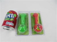 2 pipes neuves en silicone