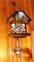 Wall cuckoo clock