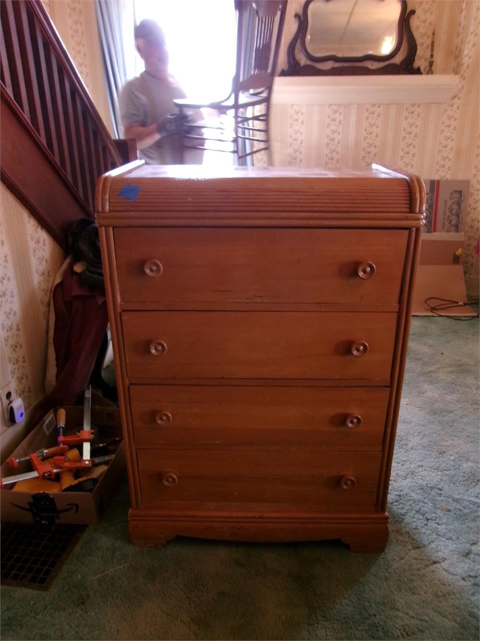 Dresser