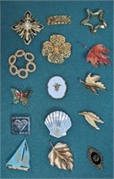 Lot Brooches