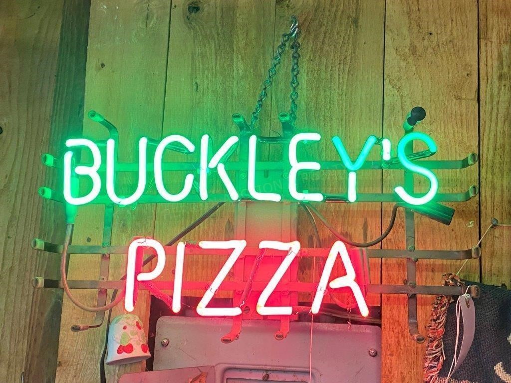 Buckley's Pizza Neon Sign
