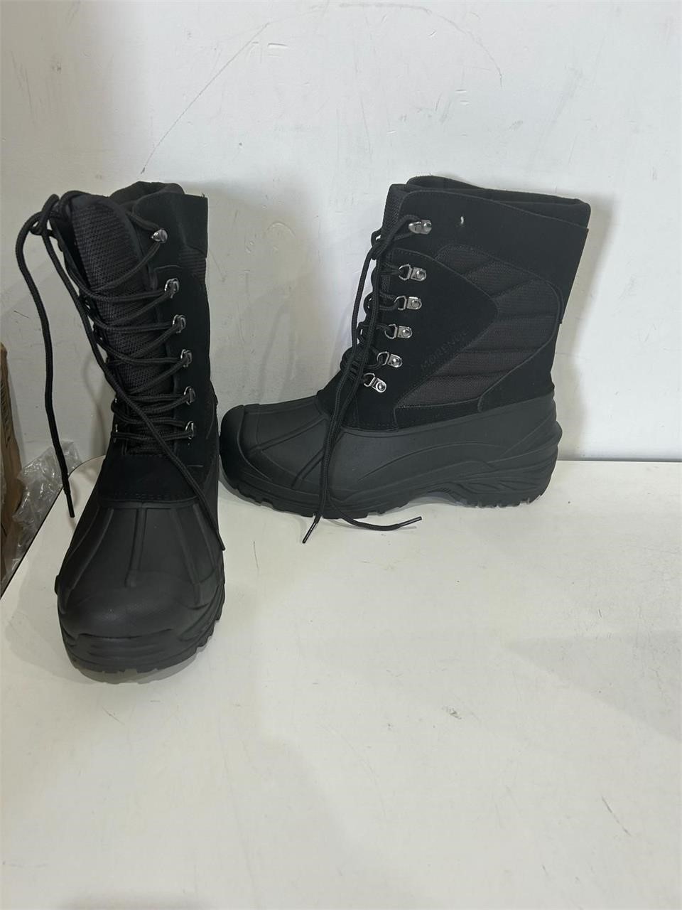 New $80 Men’s Snow Boots 12M Black