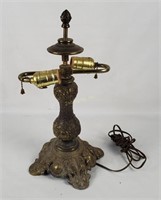 Vtg Brass Duel Socket Table Lamp