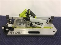 Ryobi 5-1/2" 18v Flooring Saw