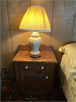 Wood Nightstand & Table Lamp