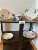 4 Side Plates, 3 tea cup and Saucer set