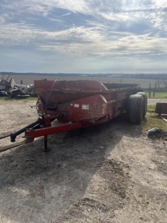 White's Spring Machinery Auction 2024