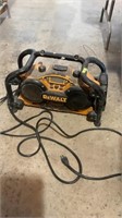 DeWalt shop radio