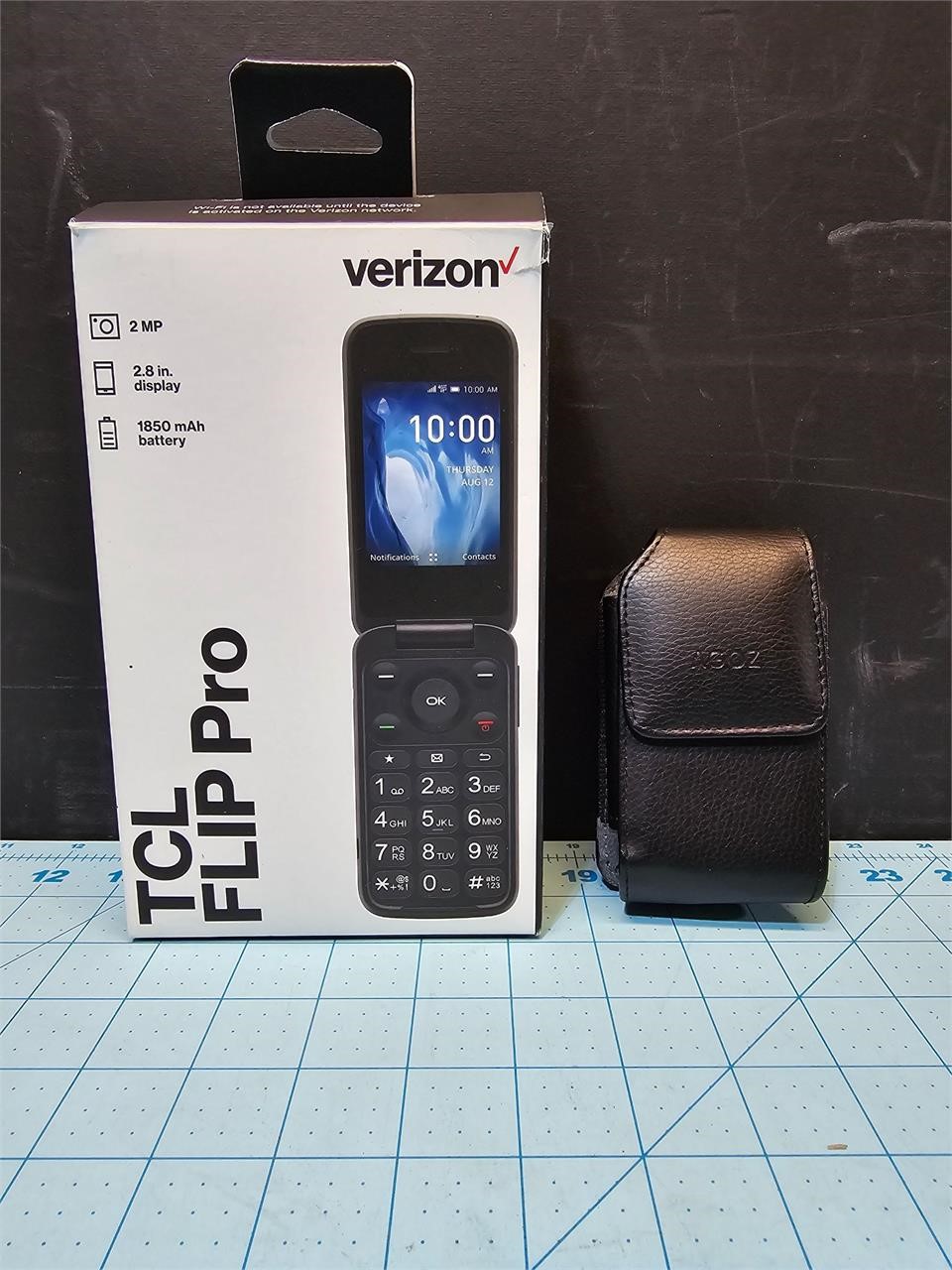 Verizon TCL FLIP Pro phone and case