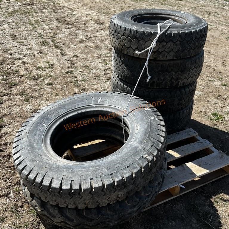 2 Pallet of  Misc Truck, Tractor & Trailer Tires