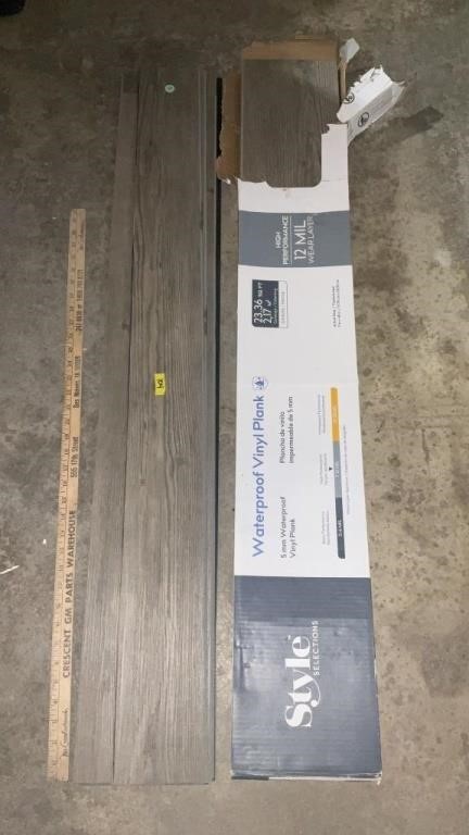 Vinyl floor planks, open box