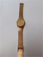 Goldtone Made in Hong Kong Watch- Dufonte