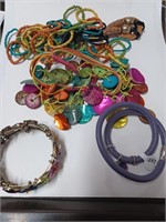 Costume Jewelry Lot to Include Necklaces and