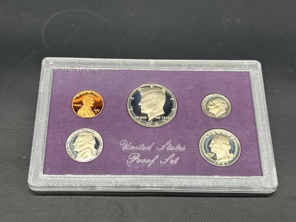 1985 Proof Coin Set in Case