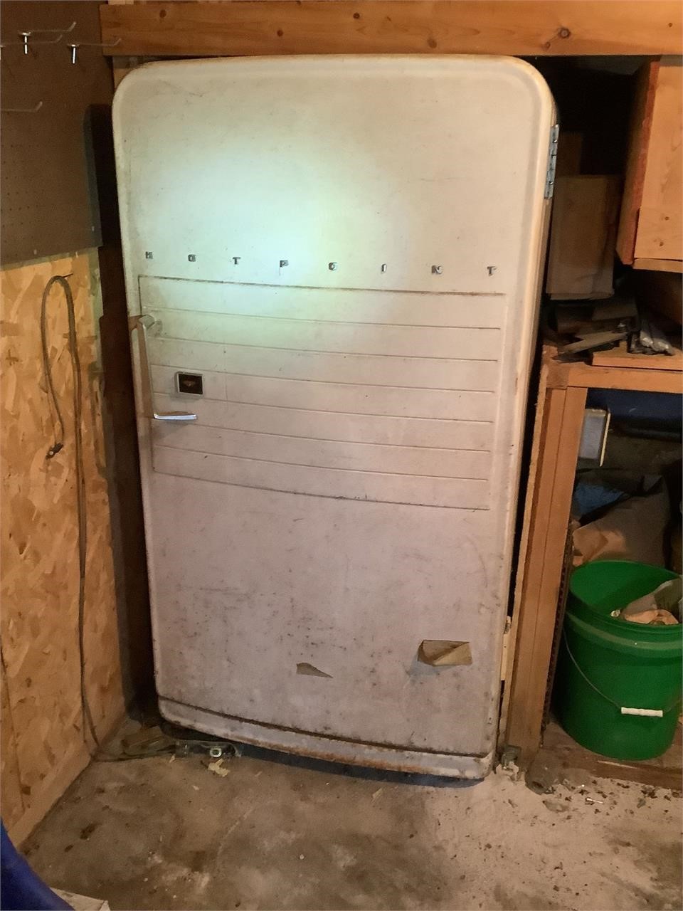 Old Hotpoint Fridge not working