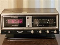 Vintage Zenith Clock Radio