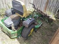 John Deere Riding Mower