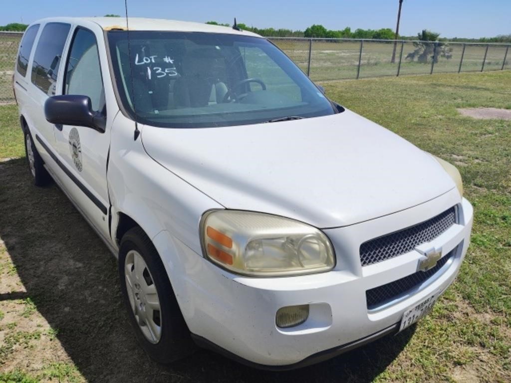 2008 White Chevy Uplander LS