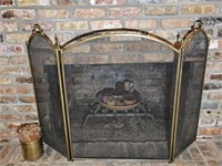 Fireplace Screen + Bucket w/ Fire Starter Kindling