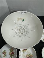 LARGE  PORCELAIN BOWL WITH FIVE SMALL BOWLS
