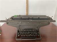 Underwood vintage typewriter