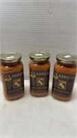 3 Classico spicy tomato & Parmesan sauce, 410 ML