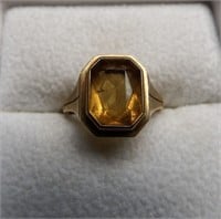 14K Yellow Gold Ring - Yellow Stone