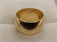 14K Yellow Gold Ring / Band