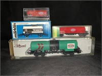 4 ASSORTED TEXACO TOY TRAIN CARS