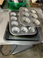chefmate baking pan and muffin tins