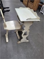 White desk with chair