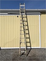 Featherlite Fiberglass Extension Ladder