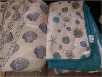 2 full queen comforters with 2 shams seaShells,