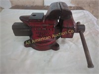 VINTAGE DESMOND SIMPLEX NO. 300 SWIVEL VISE