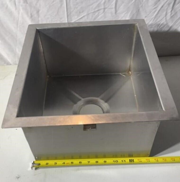 Heavy Stainless Steel Sink 13 3/4 by 16 x 9 tall