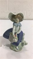 Lladro "Pretty Pickings" Flower Girl Figurine K16A