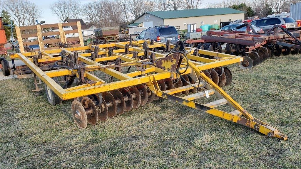 Land-All Soil Finisher 14' - Need Cyl. Seals