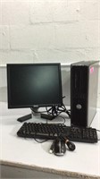 Dell Computer w Monitor & Keyboard M7B