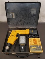 Dewalt DW945 12V Drill for Parts. Non Working