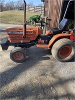 Kubota B7200 4WD diesel tractor 382 on meter