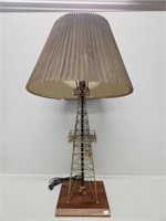Oilfield Derrick Model Lamp