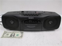 Sony CFS-B11 Radio-Cassette Corder - Powers