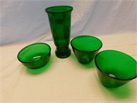 4 green bowls & vase.