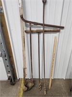 Antique Shovel, Small Hand Auger