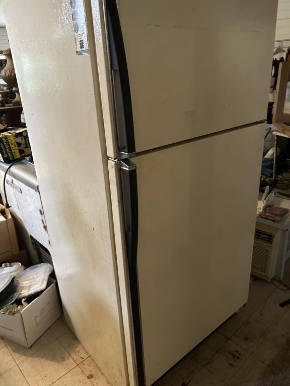 Fridge-for parts only